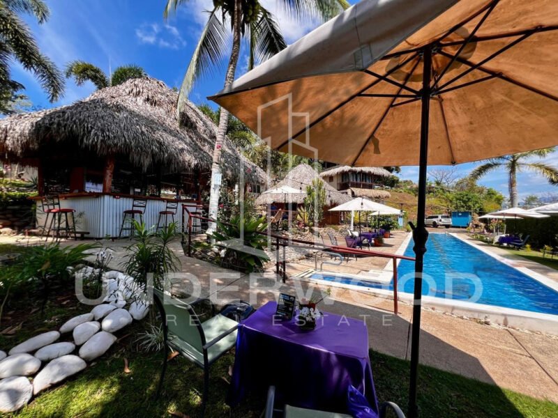 Hotel y Restaurante Vista Bonita, Guapinol, Parrita, Puntarenas