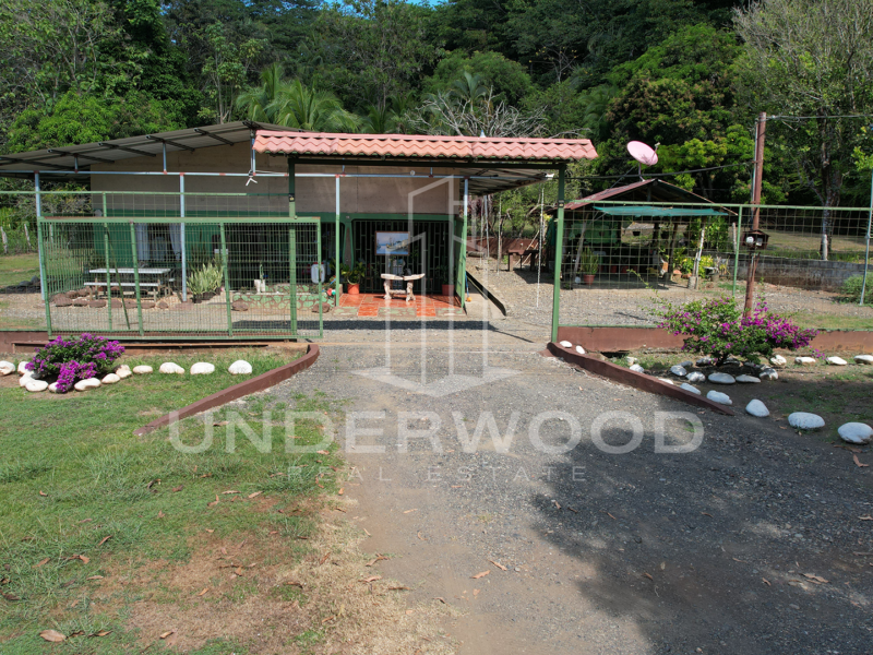 Casa La 45, Parrita